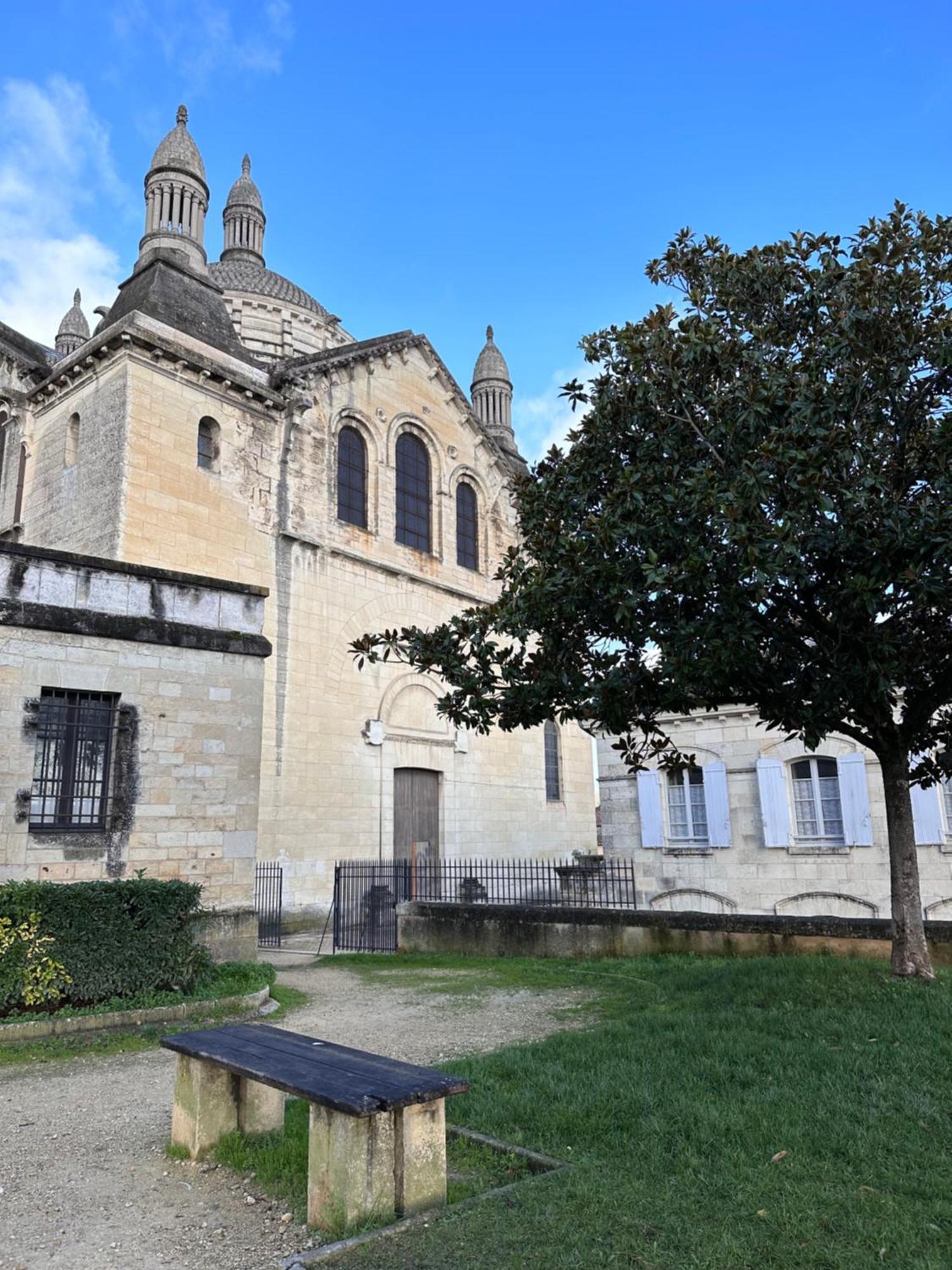 شقة La Chapelle Du Thouin A Périgueux المظهر الخارجي الصورة